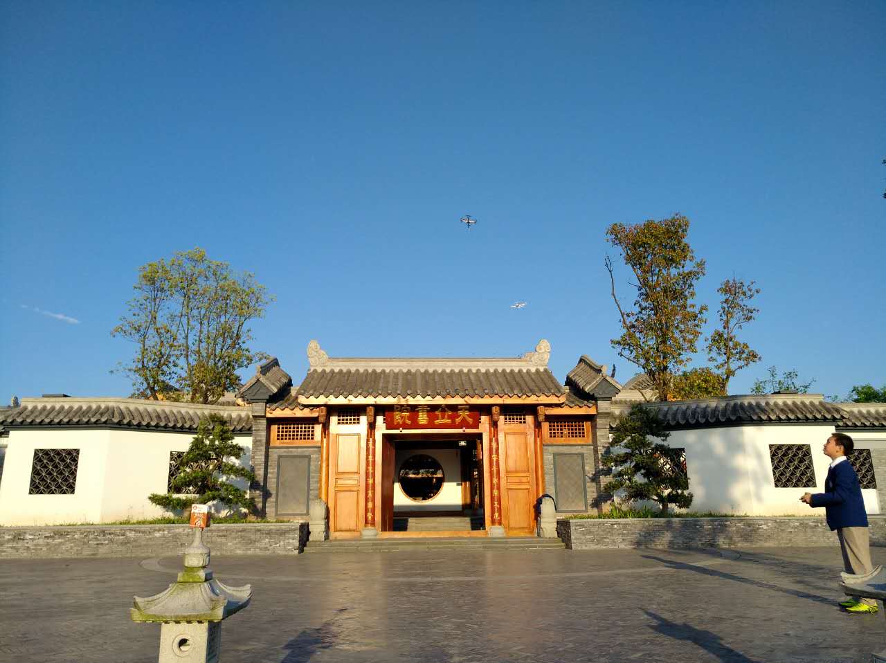 班上來(lái)了一批“大助教”